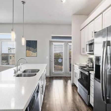 Modern Austin 2Br 2B Unit With Pool, Parking & Wifi Apartment Exterior photo