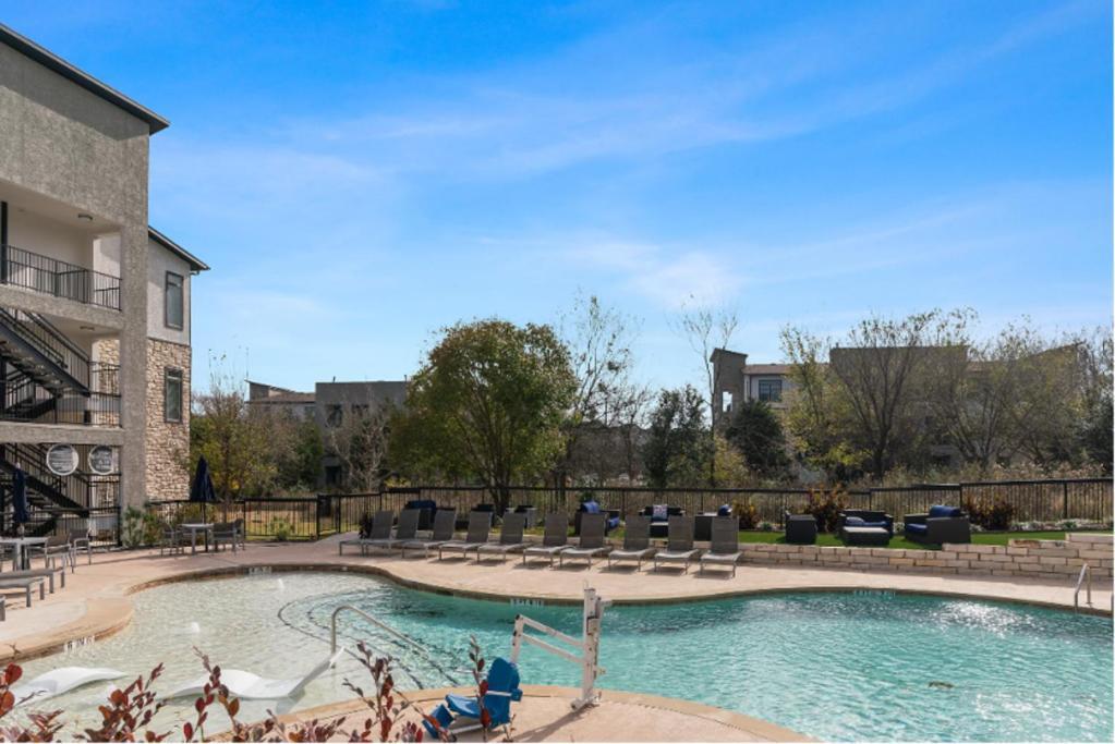 Modern Austin 2Br 2B Unit With Pool, Parking & Wifi Apartment Exterior photo